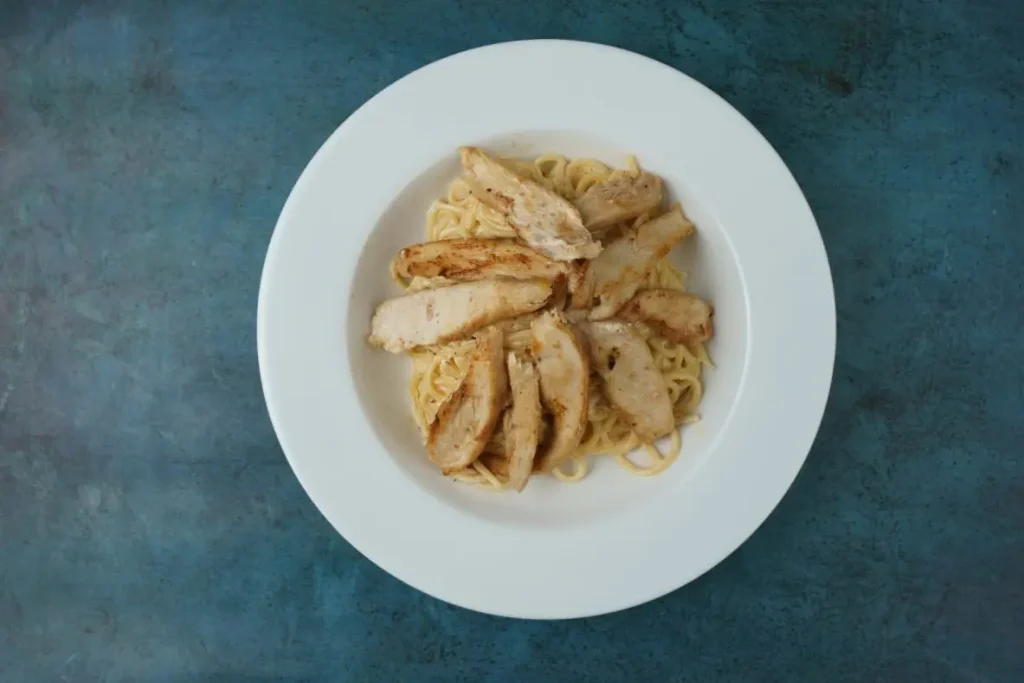 Creamie Chicken Fettuccinni